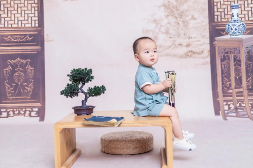 广州供卵包男孩宝宝发烧过后拉肚子